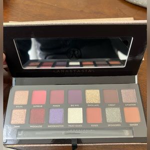Brand new Jackie Aina ABH palette